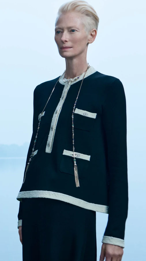 Chanel представив кампанію Métiers d’Art 2024/25: діалог двох світів