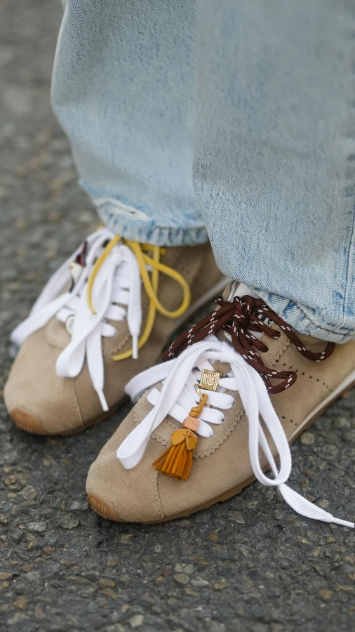 Shoe charm summer: чому всі зараз прикрашають взуття