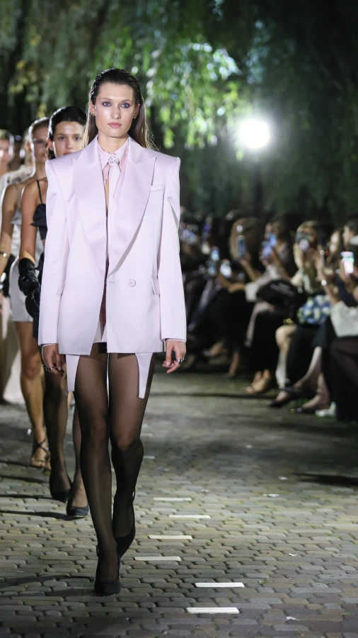 Як минув другий день Ukrainian Fashion Week сезону весна-літо — 2026 