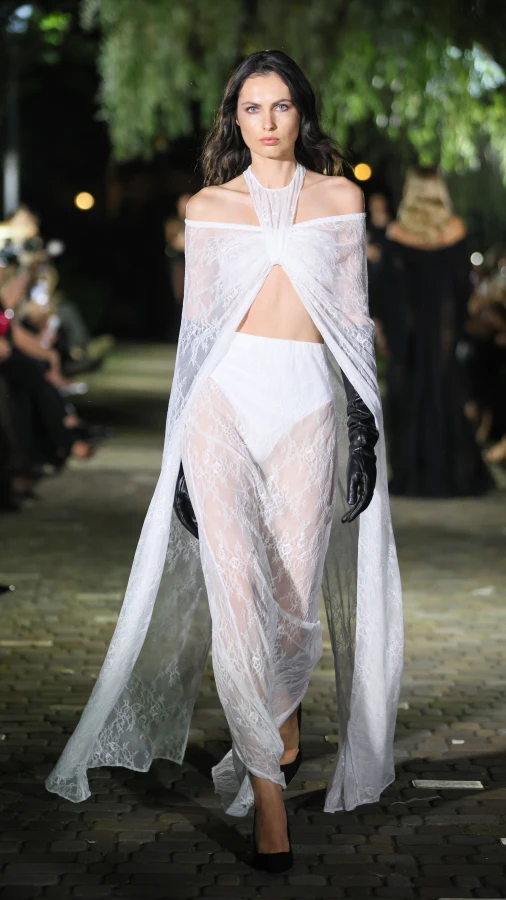 8 ключових трендів сезону весна-літо — 2026 з подіумів Ukrainian Fashion Week, які характеризують перспективу моди на наступні місяці