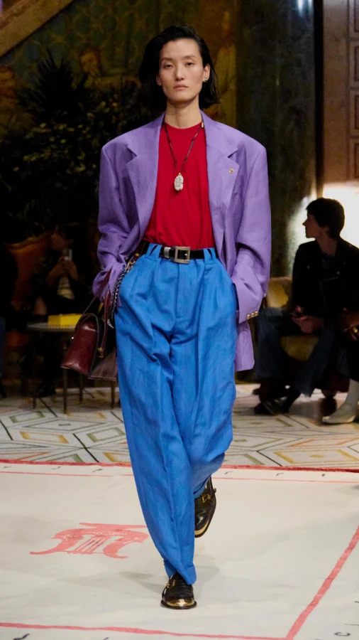 Versace весна-літо — 2026: як минув дебют нового креативного директора Даріо Вітале
