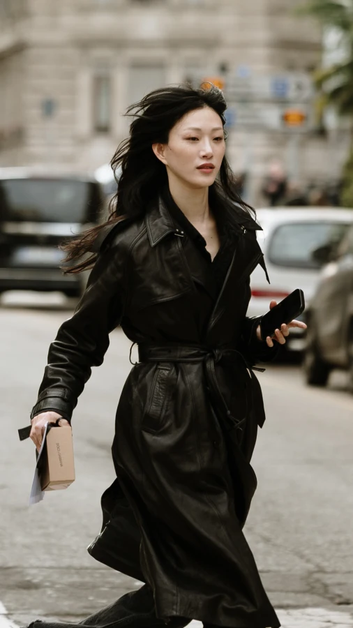 7 вишуканих офісних аутфітів, які ми обираємо цього сезону