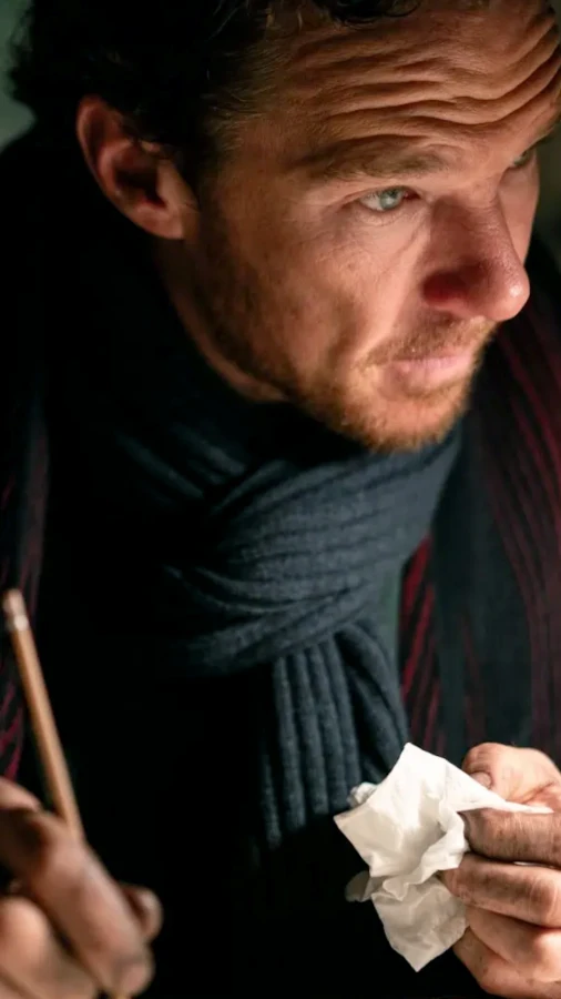 «Чорне пір’я»: чому варто подивитися новий фільм із Бенедиктом Камбербетчем