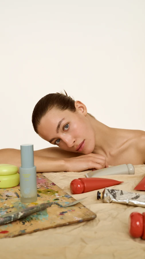 Чому всі говорять про Artefacts: новий швейцарський бренд з українською душею