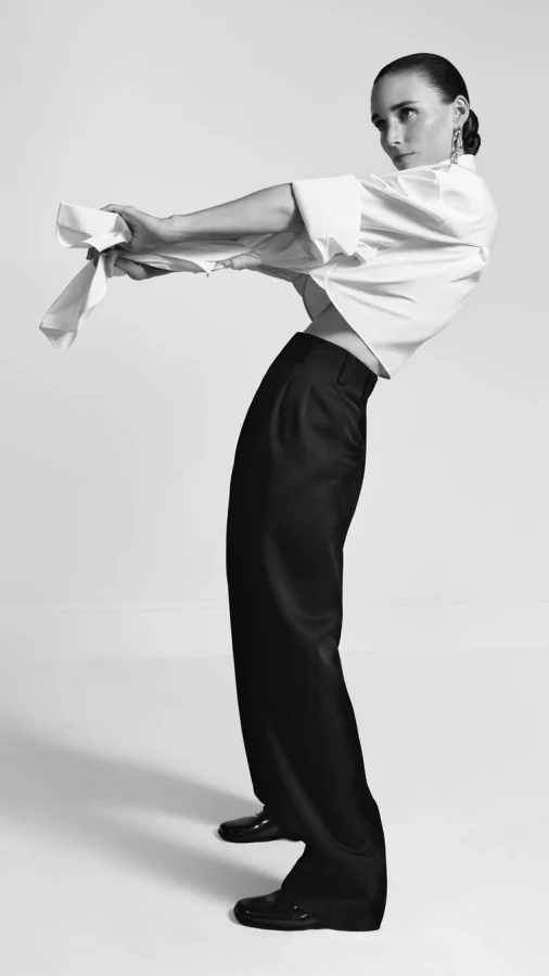 Друзі та музи: Руні Мара та Пол Сімонон у новій рекламній кампанії Givenchy від Сари Бертон 