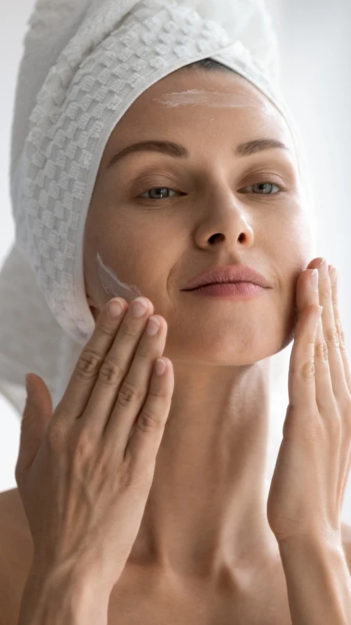 «Циклічний догляд» — новий скін-тренд із TikTok, вартий уваги взимку