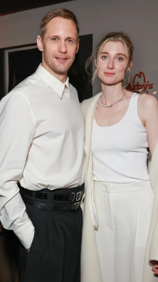 Александер Скашгорд, Елізабет Дебікі та Олівія Колман змінюють уявлення про стосунки в новому фільмі «Плетений»: ексклюзивне інтерв’ю 