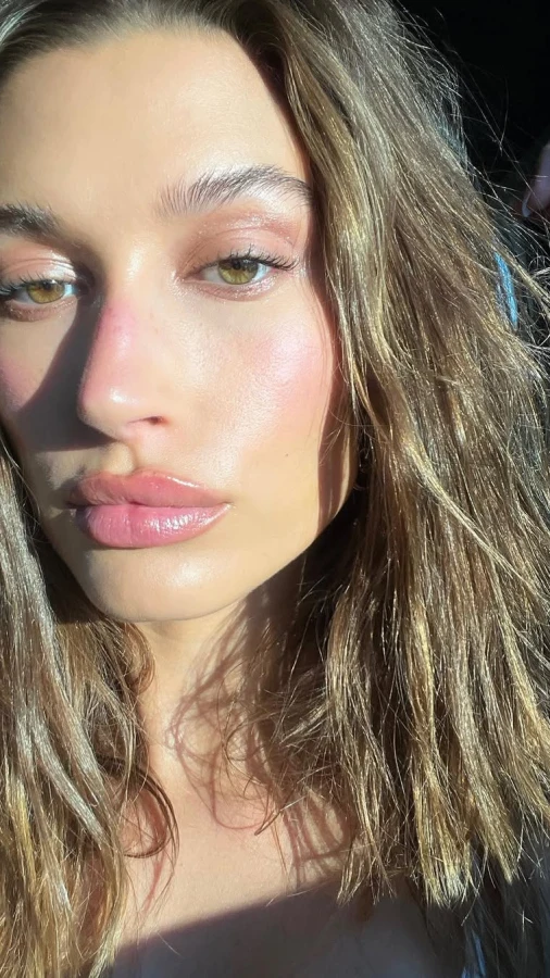 Чи потрібен SPF у березні: пояснює дерматолог