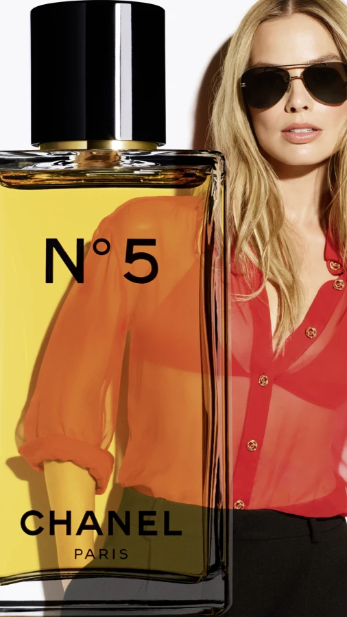 CHANEL оновлює легендарний аромат N°5: що відомо про нову версію та кампанію з Марго Роббі