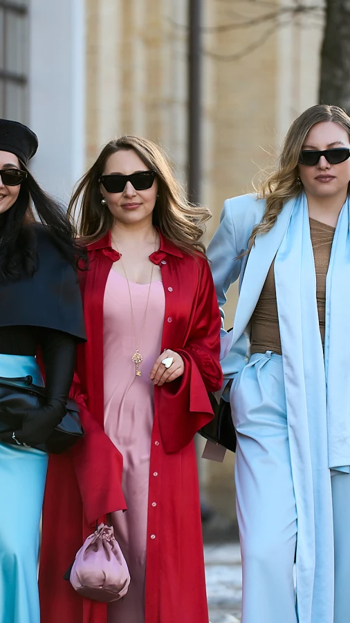 Що одягають зірки streetstyle Ukrainian Fashion Week сезону осінь-зима — 2026/27. День 2 