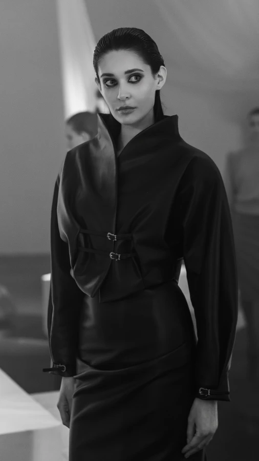 KRIS MARÁN осінь-зима — 2026/27: багатогранність жіночої природи й кропітка ручна робота 