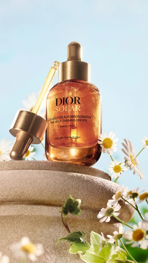 Dior випустив автозасмагу для обличчя, яка створює природний тон вже за годину