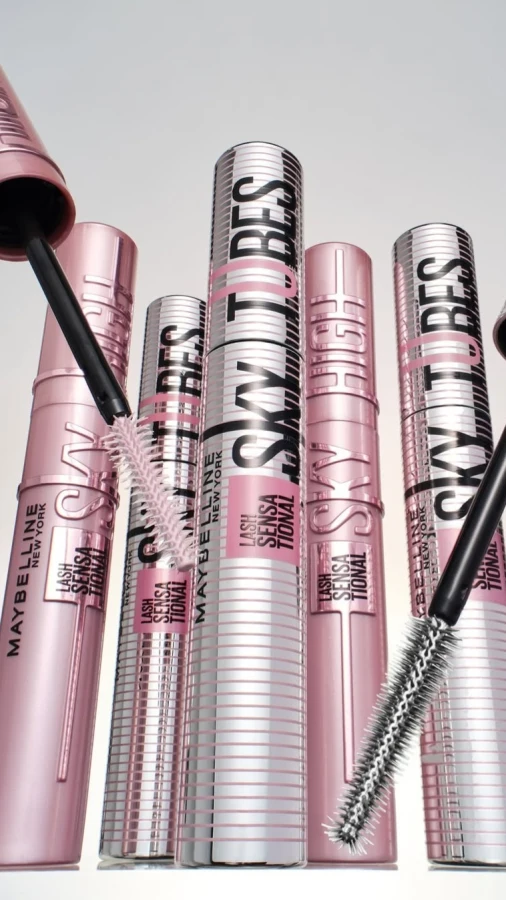 Maybelline New York випустив свою першу термотуш для вій: що потрібно знати про Sky Tubes
