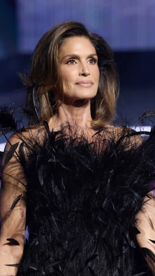 Gucci Cruise 2027: базовий гардероб та естетика Gucci від Демни 
