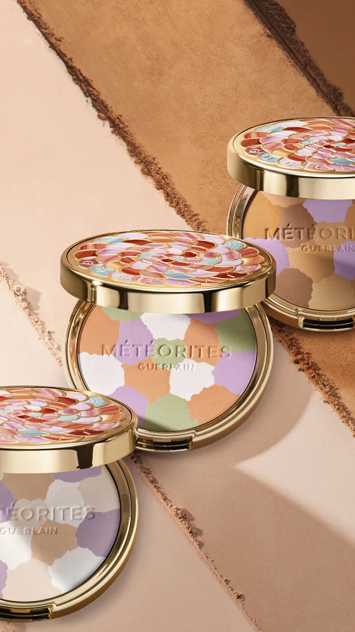 У культових «метеоритів» Guerlain з’явилася компактна версія, яку зручно носити із собою