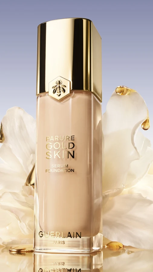 Незвичайна новинка Guerlain: тональний засіб Parure Gold Skin Serum Foundation протестували на шкірі після хімічного пілінгу