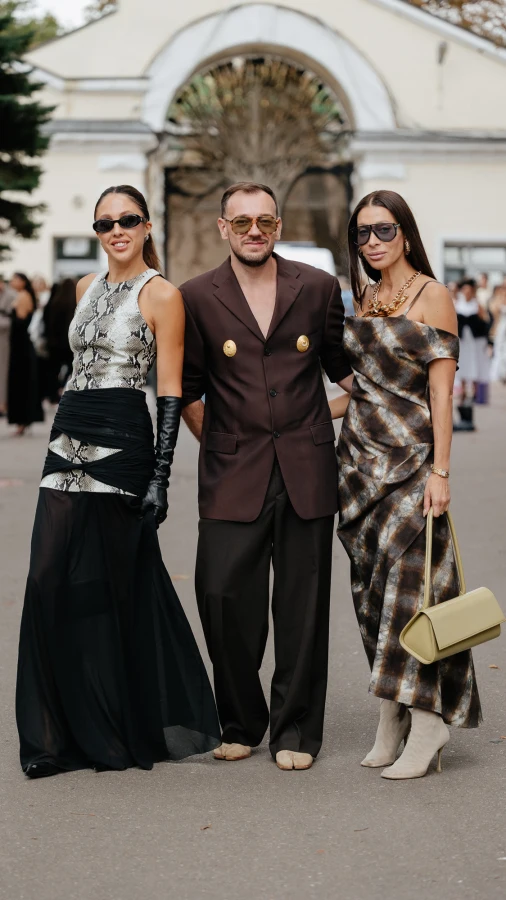 Найкрасивіші образи гостей третього дня Ukrainian Fashion Week сезону весна-літо — 2027 