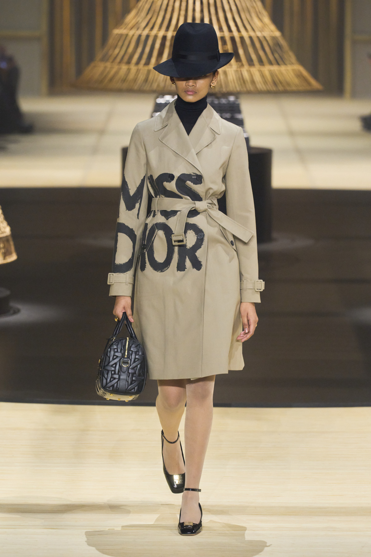 Показ Christian Dior осінь-зима — 2024/25 на Тижні моди у Парижі