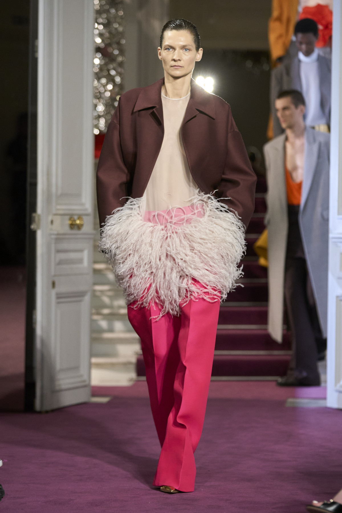 Показ Valentino на Тижні високої моди у Парижі сезону весна-літо — 2024